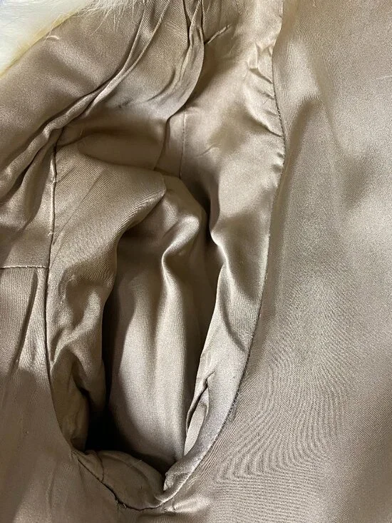 Vinatge NEIMAN MARCUS Fox Fur Coat - Picture 8 of 14